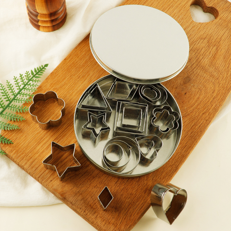 ชุดเครื่องตัดคุ้กกี้สแตนเลสขนา - Kitchen Baking Supplies บทวิจารณ์และราคา